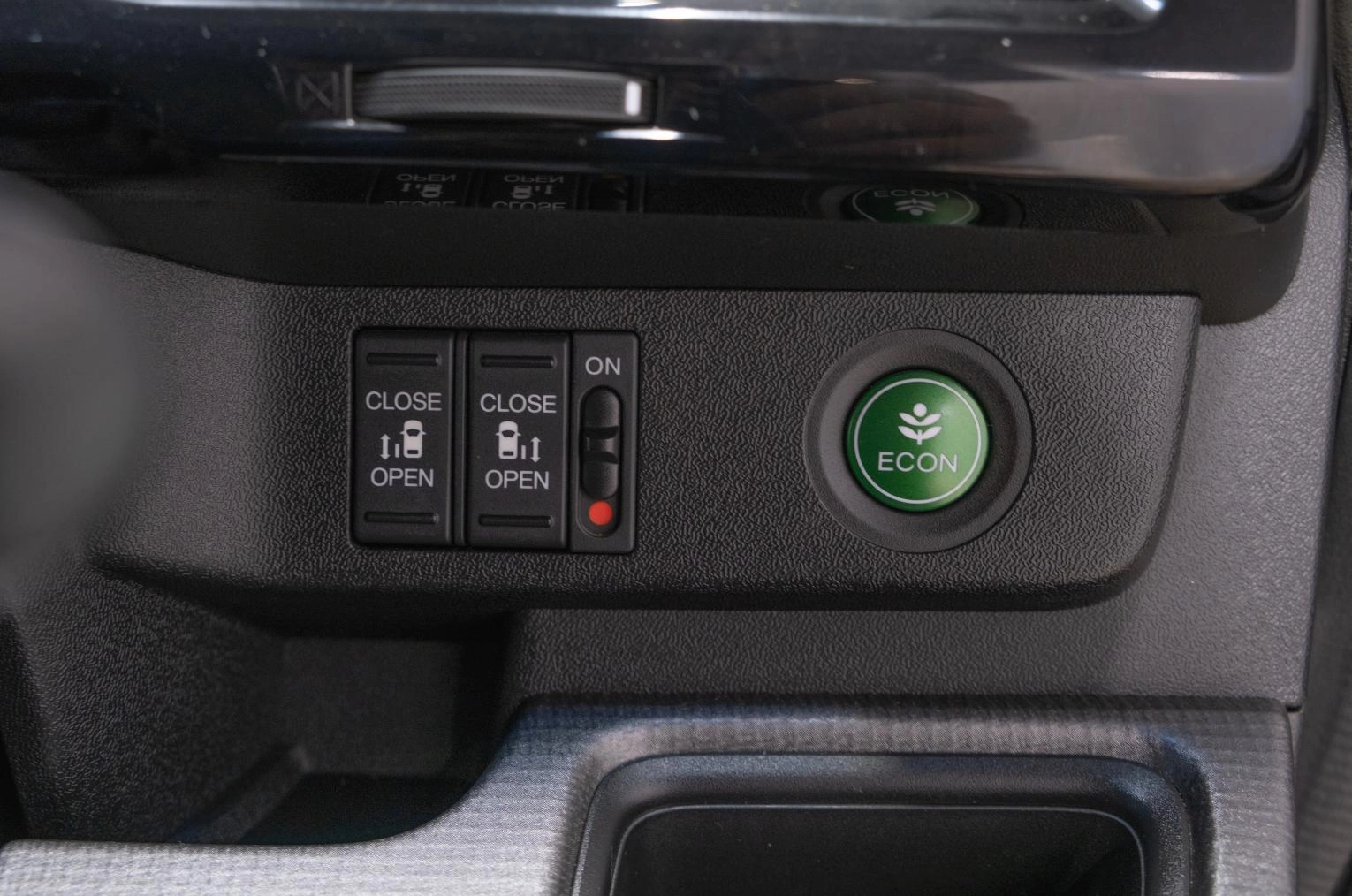 Honda Stepwgn Spada 14 из 21