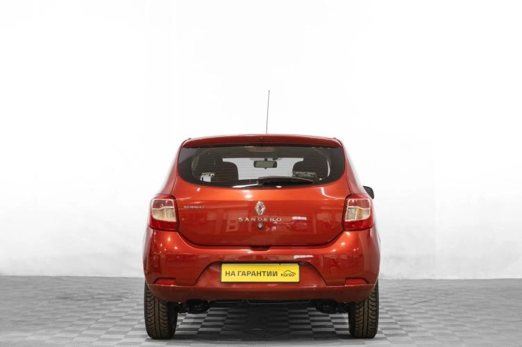 Renault Sandero 5 из 5