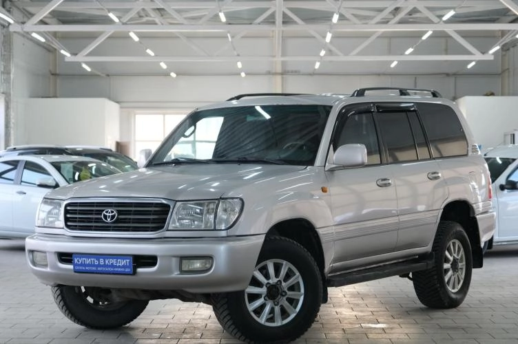 Toyota Land Cruiser 3 из 5