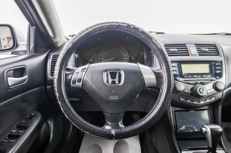 Honda Accord 14 из 25