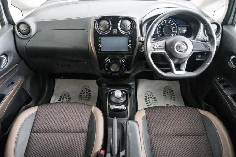 Nissan Note 10 из 24
