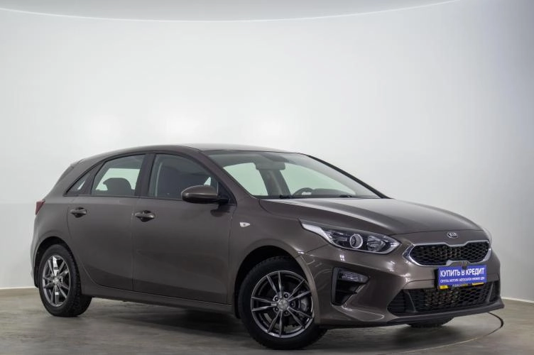 KIA cee'd 1 из 6