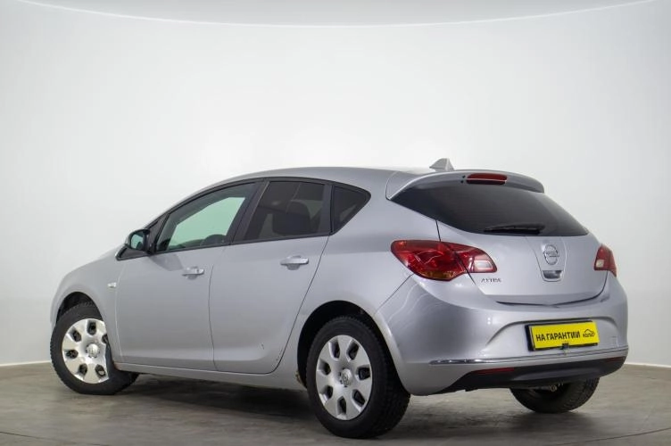 Opel Astra 6 из 6