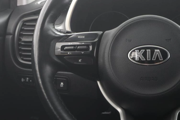KIA Rio 16 из 23