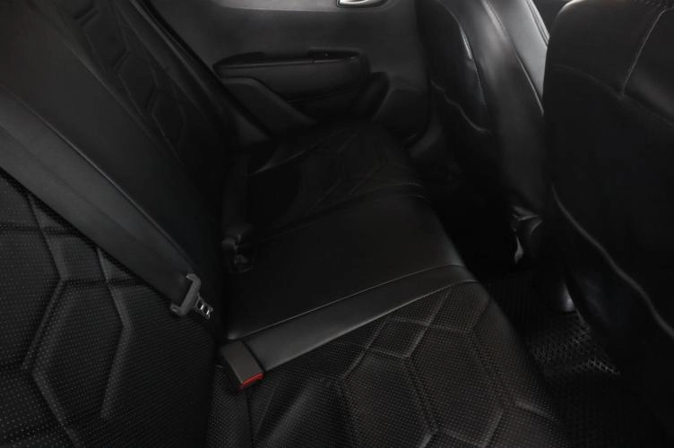 KIA Rio 10 из 23