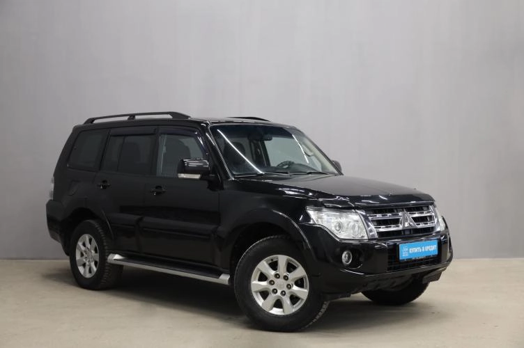 Mitsubishi Pajero 1 из 5