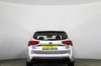KIA cee'd 5 из 22