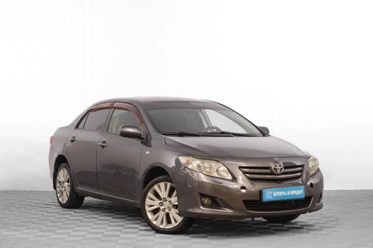 Toyota Corolla 1 из 5