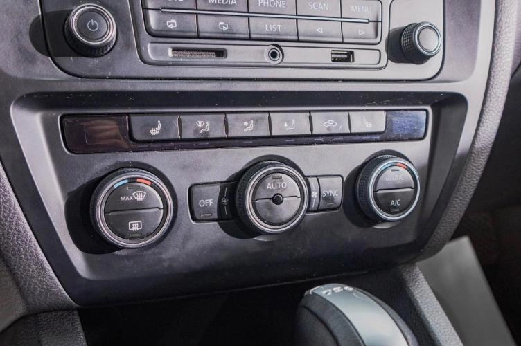 Volkswagen Jetta 21 из 28