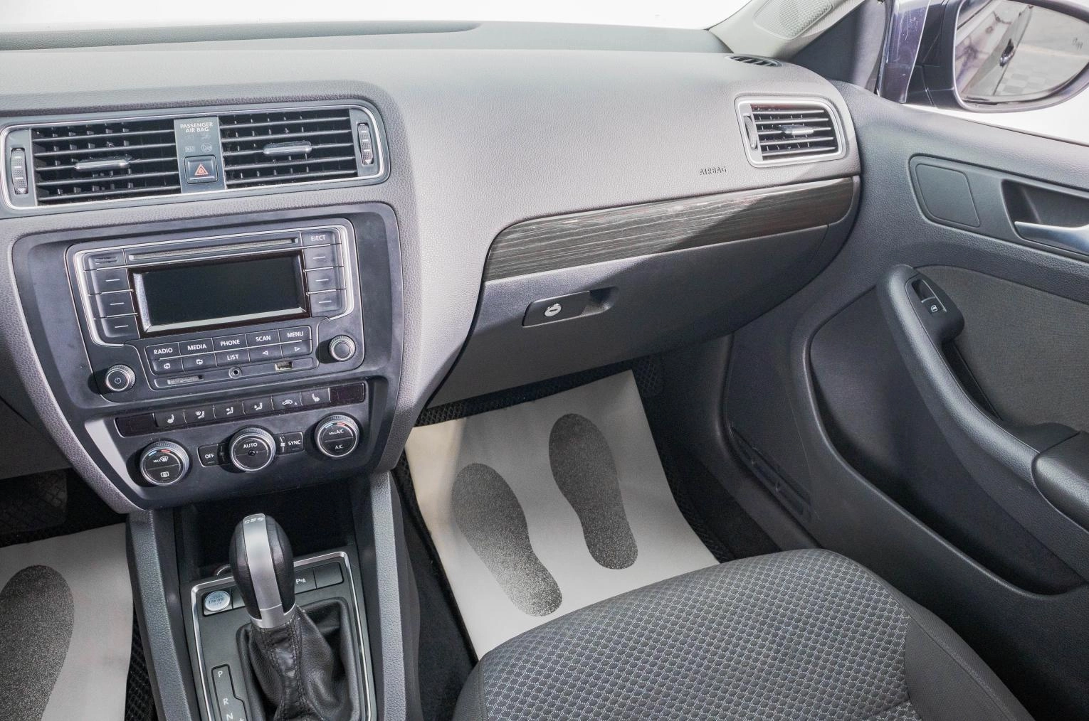 Volkswagen Jetta 24 из 28