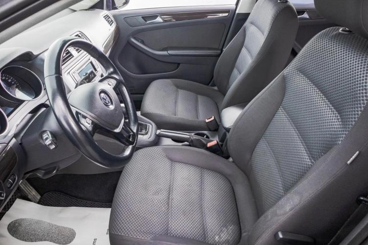 Volkswagen Jetta 11 из 28