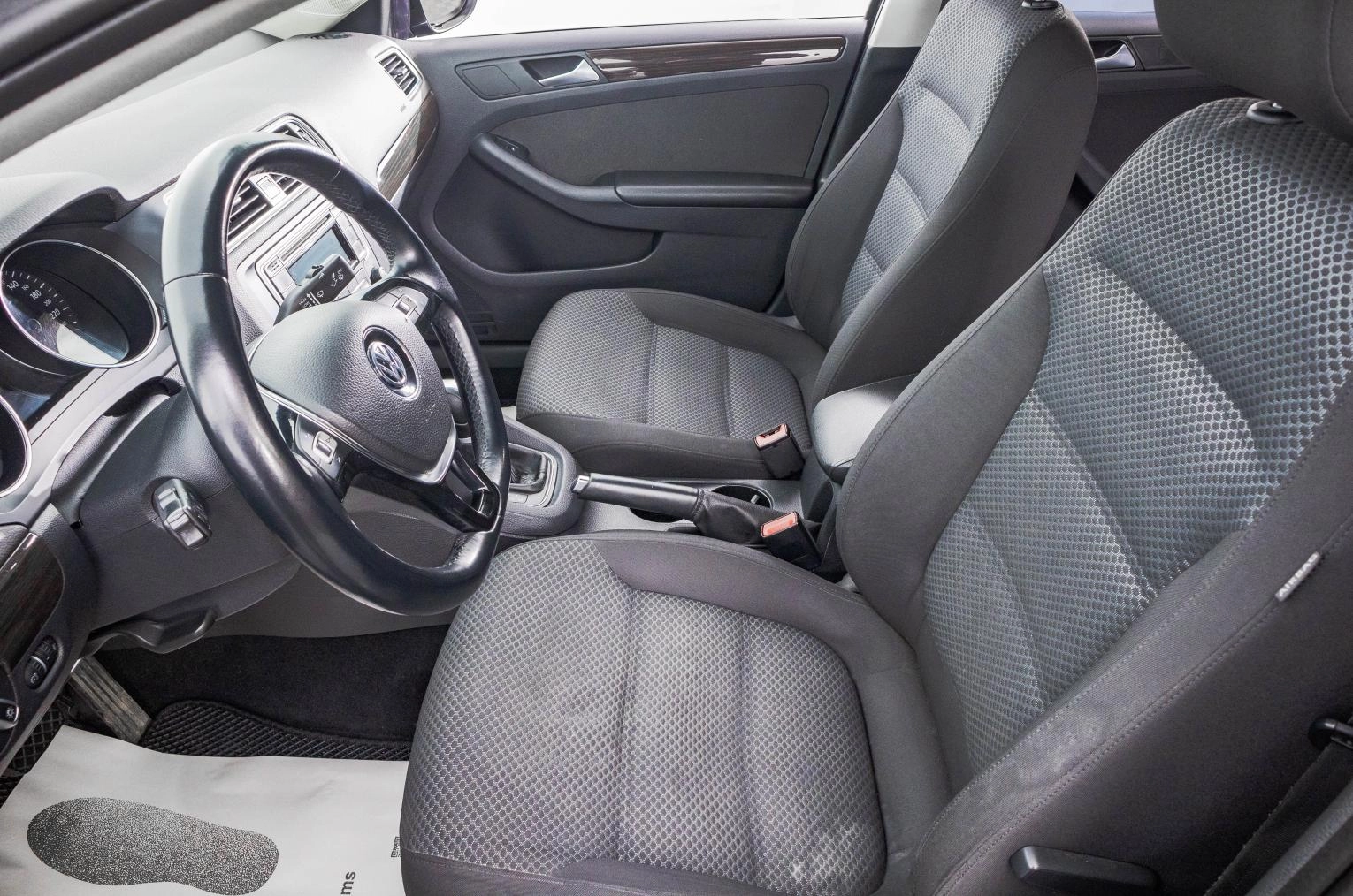 Volkswagen Jetta 11 из 28