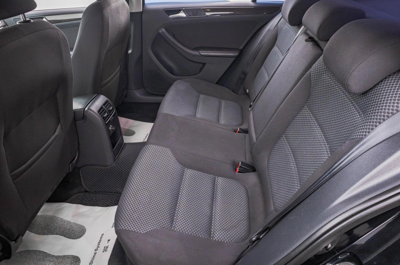 Volkswagen Jetta 26 из 28