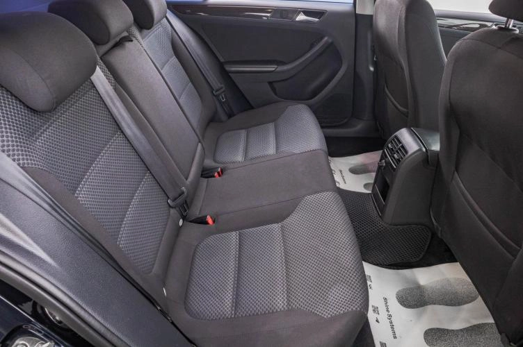 Volkswagen Jetta 27 из 28