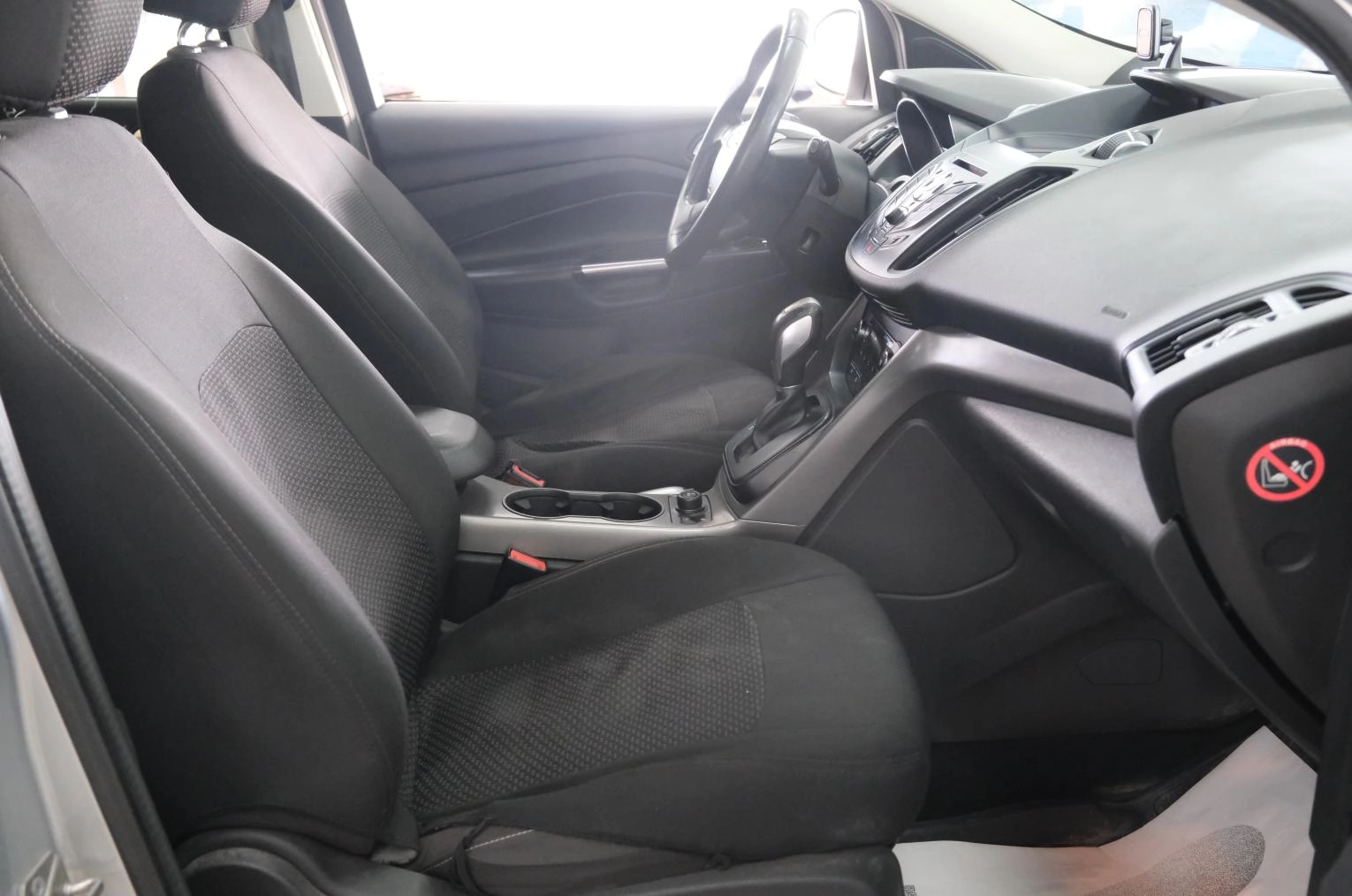 Ford Kuga 20 из 23