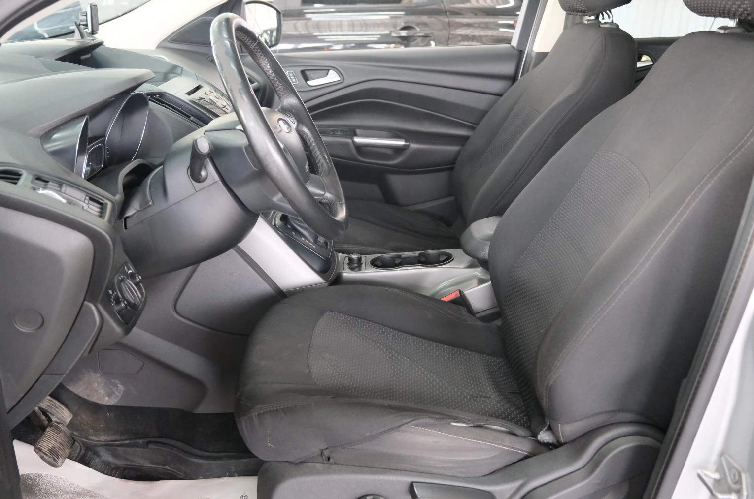 Ford Kuga 7 из 23