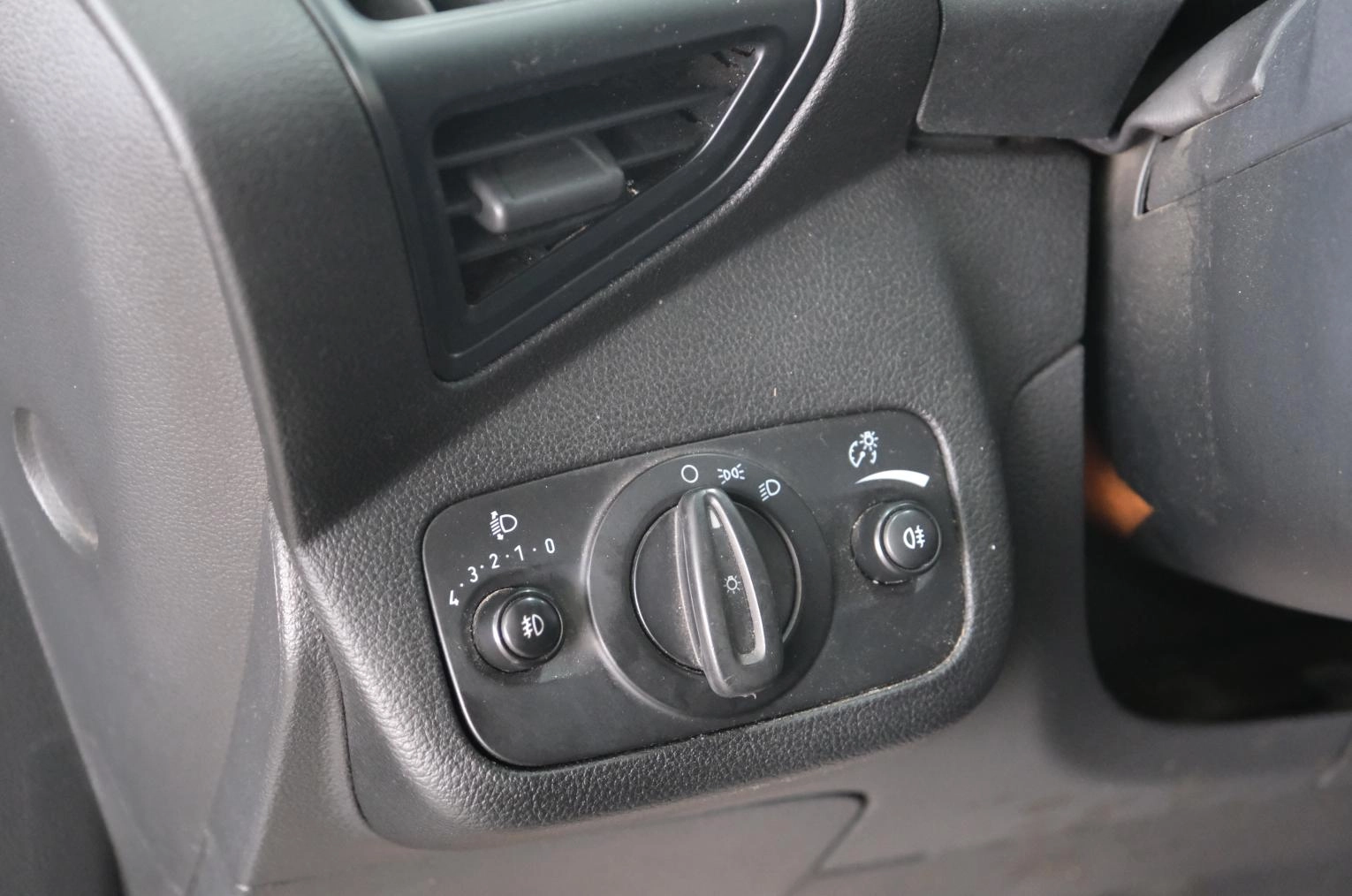 Ford Kuga 10 из 23