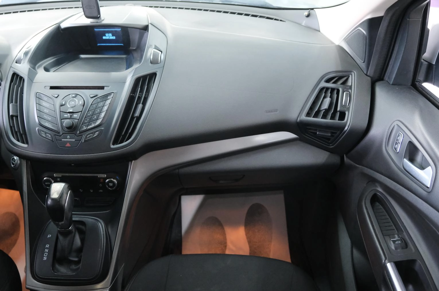 Ford Kuga 18 из 23