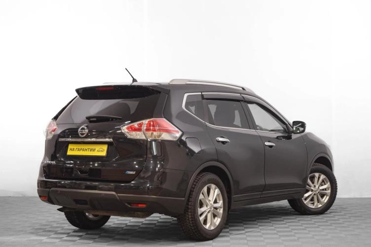 Nissan X-Trail 4 из 5