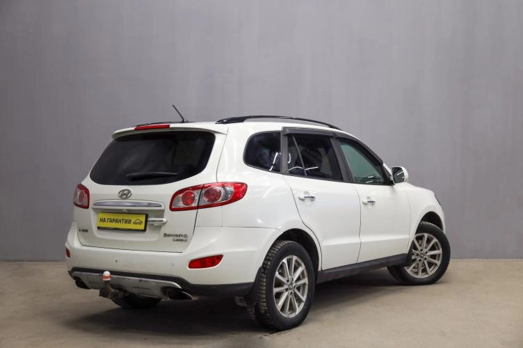 Hyundai Santa Fe 4 из 5