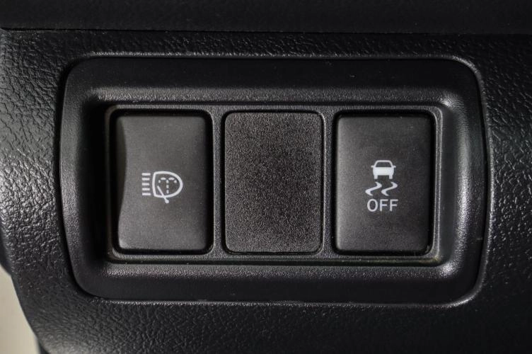 Toyota Camry 23 из 25