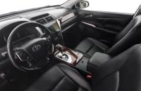 Toyota Camry 8 из 25