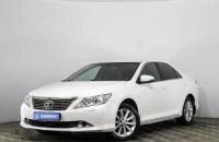 Toyota Camry 3 из 25