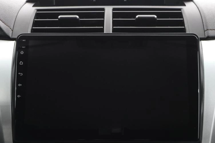 Toyota Camry 18 из 25