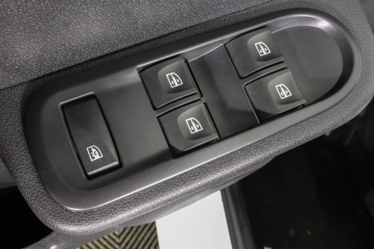 ВАЗ (LADA) Largus 20 из 21