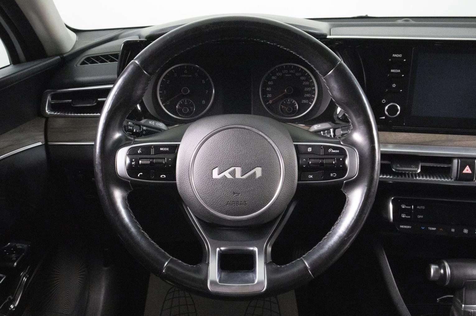 KIA K5 13 из 20