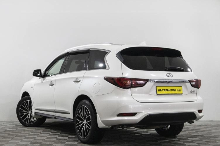 Infiniti QX60 4 из 5
