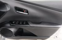 Toyota Prius 17 из 20