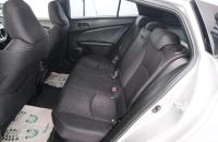 Toyota Prius 19 из 20