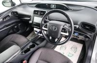 Toyota Prius 8 из 20