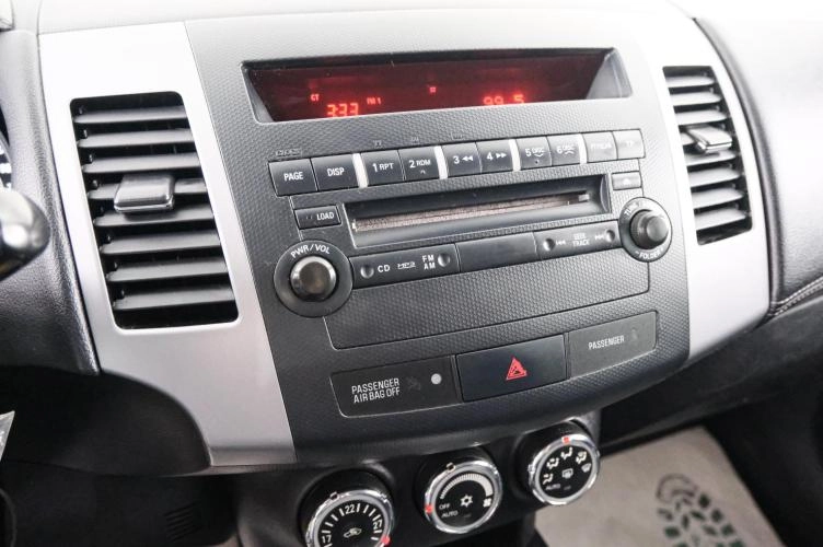 Citroen C-Crosser 15 из 23