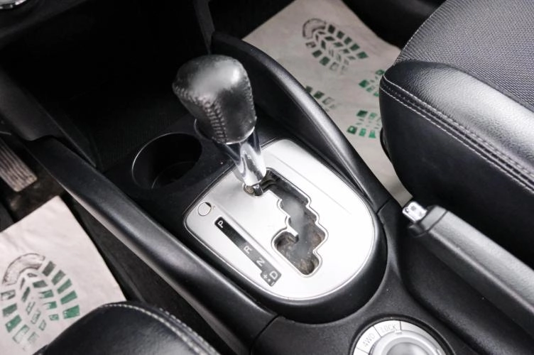 Citroen C-Crosser 16 из 23