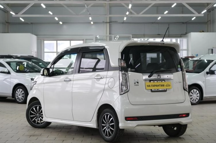 Honda N-WGN 4 из 5