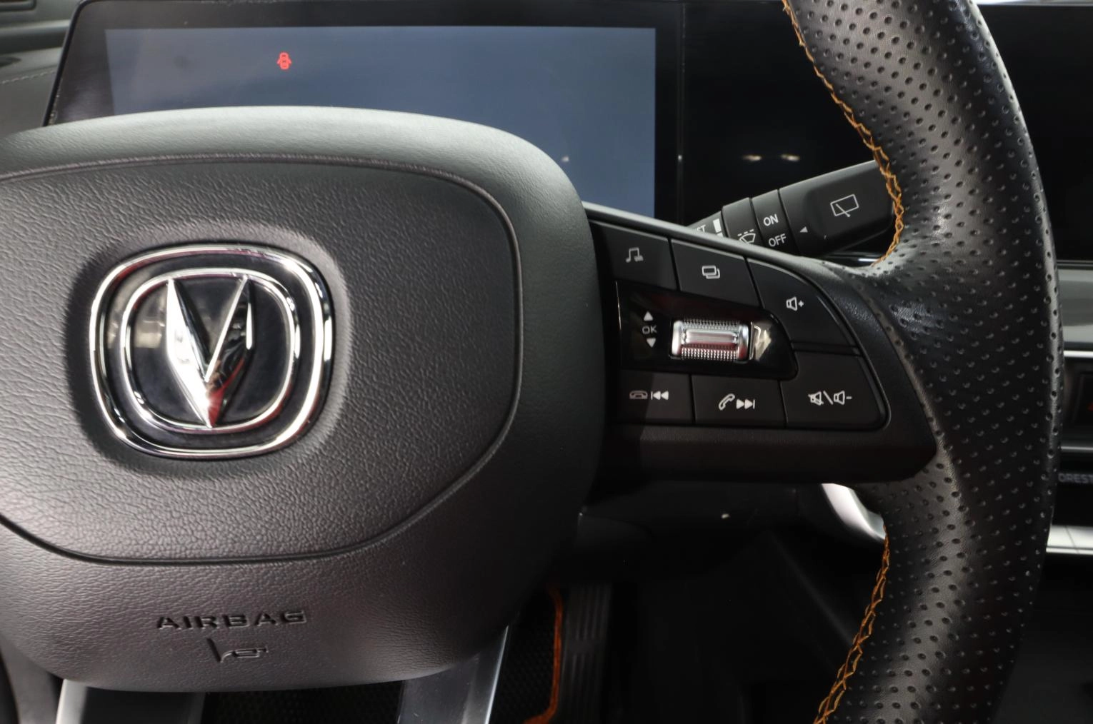 Changan UNI-T 17 из 26