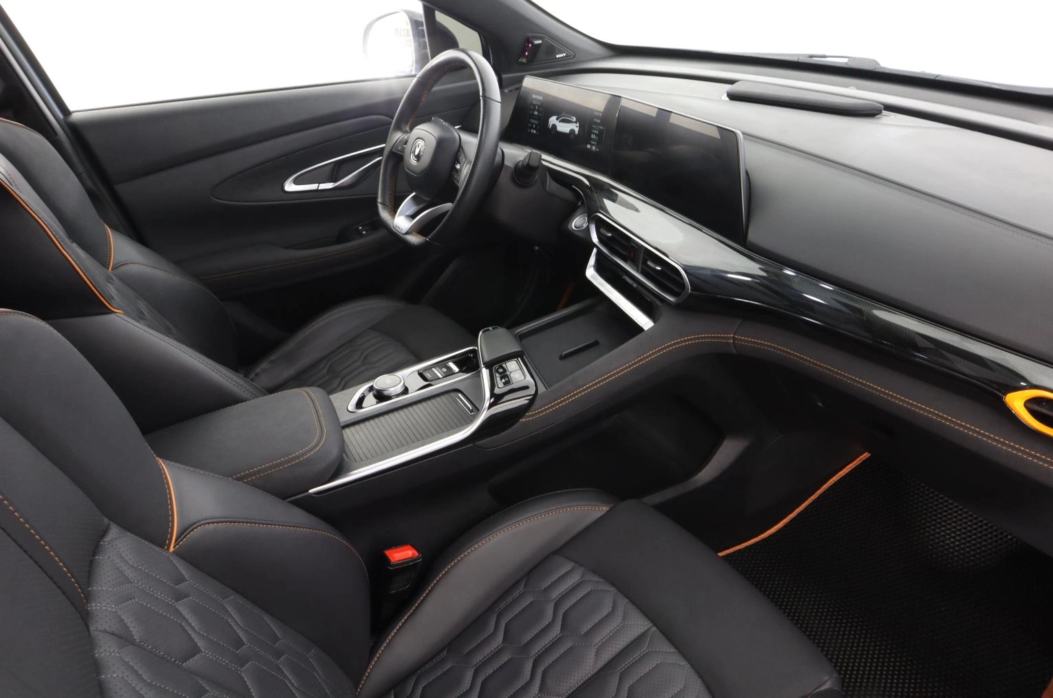 Changan UNI-T 11 из 26