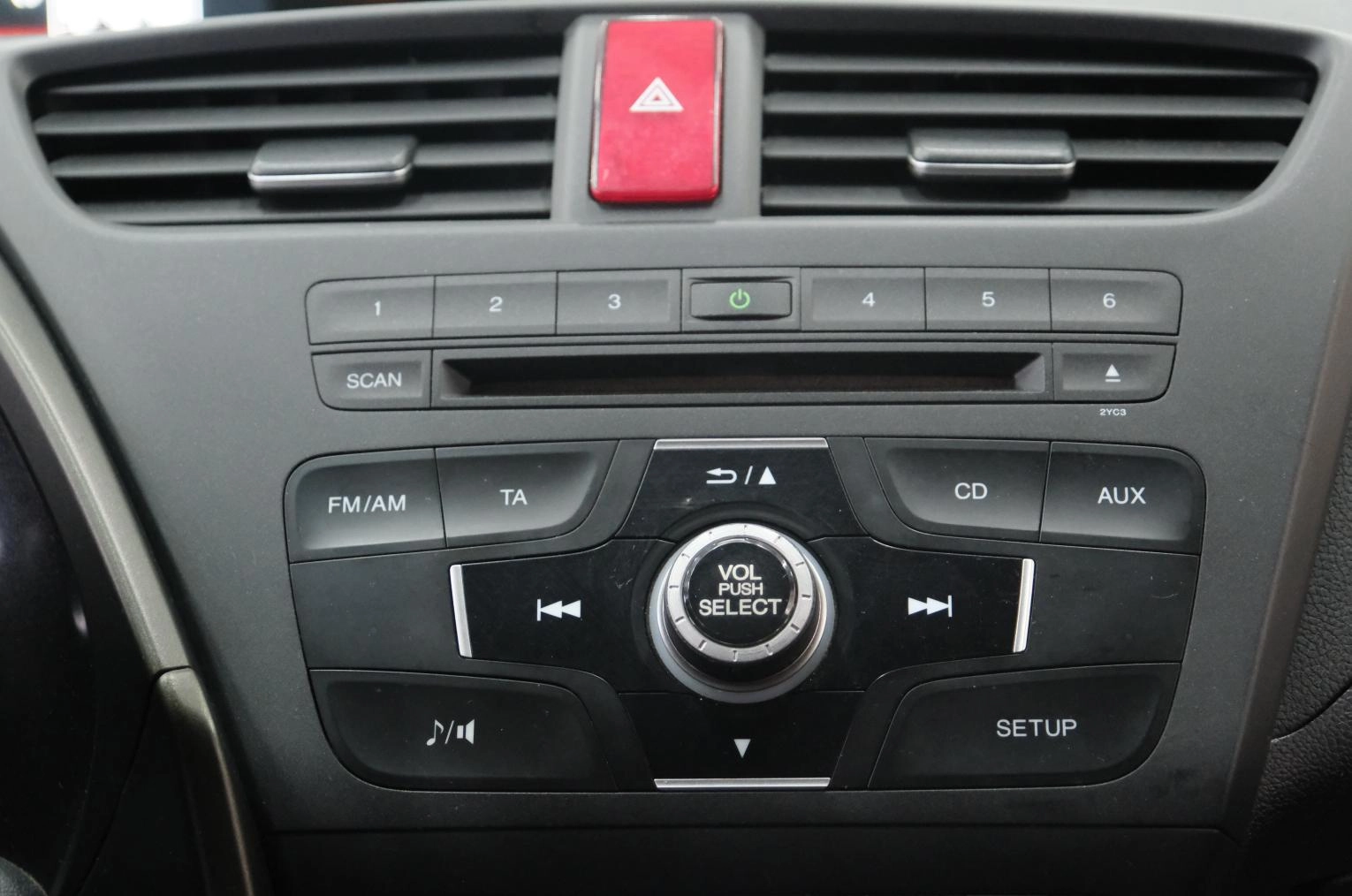 Honda Civic 14 из 21