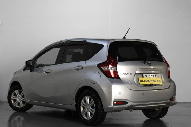 Nissan Note 4 из 5