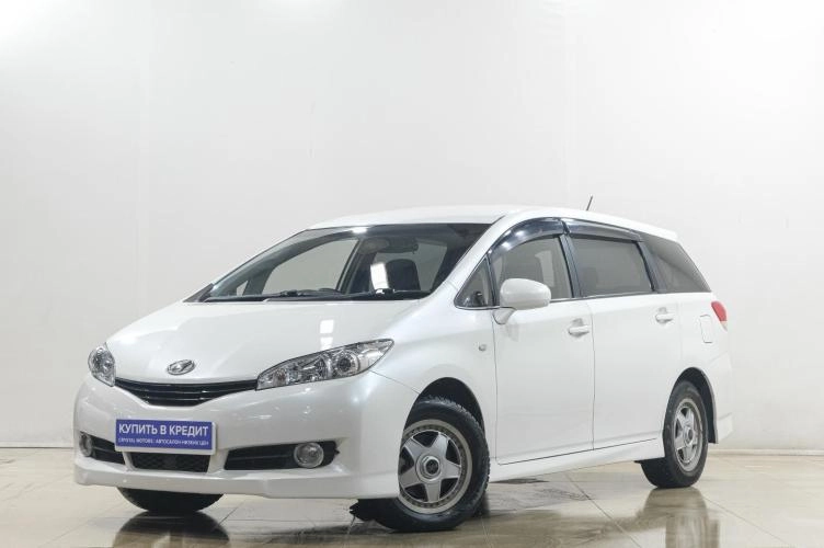 Toyota Wish 3 из 5