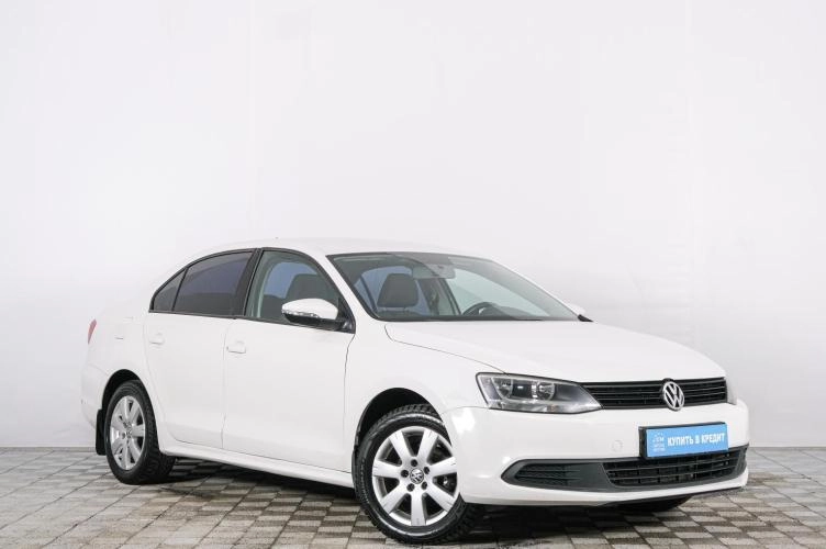 Volkswagen Jetta 1 из 5