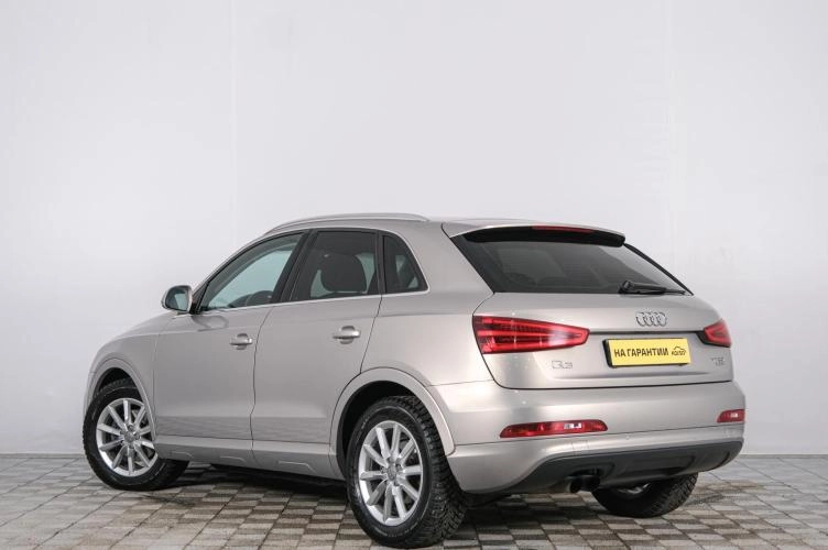 Audi Q3 4 из 5