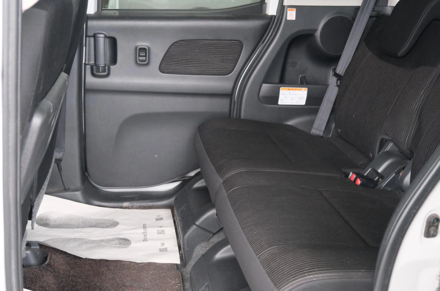 Nissan Dayz Roox 20 из 20