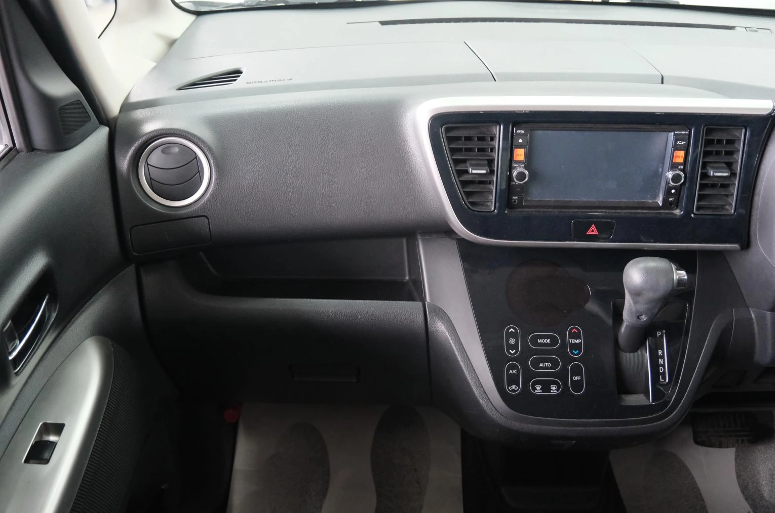 Nissan Dayz Roox 16 из 20