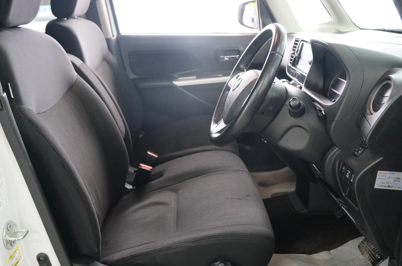 Nissan Dayz Roox 7 из 20