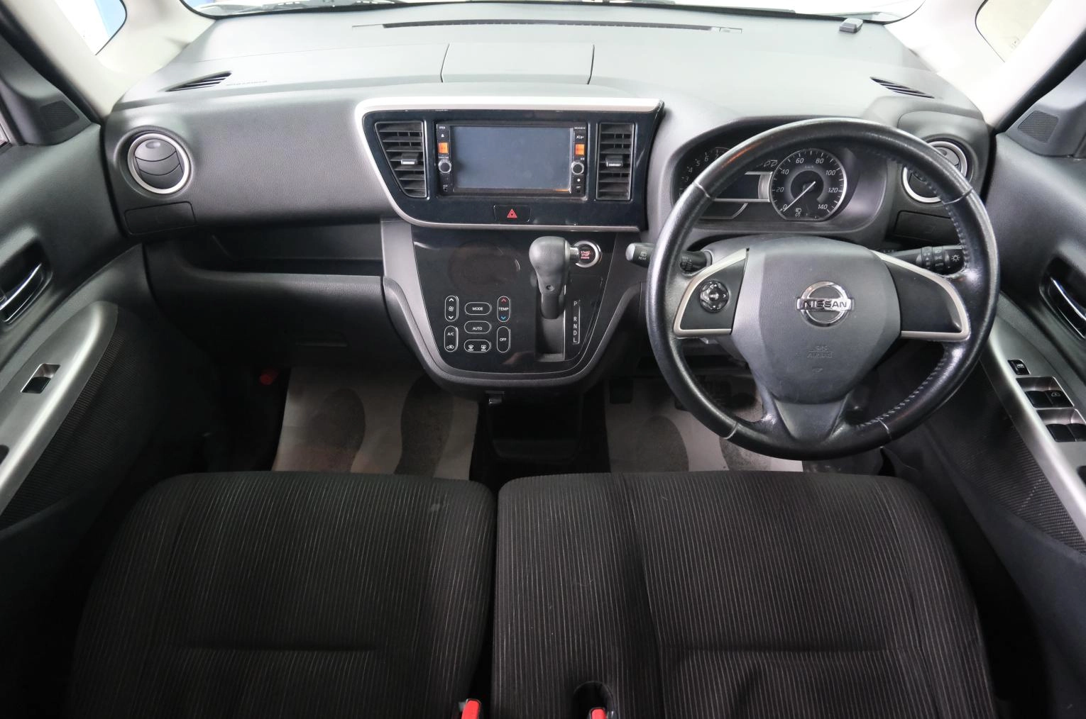 Nissan Dayz Roox 13 из 20