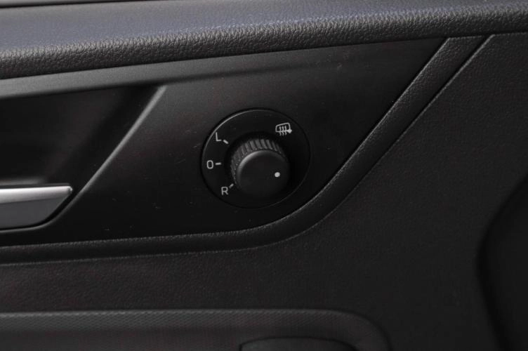 Volkswagen Polo 9 из 19