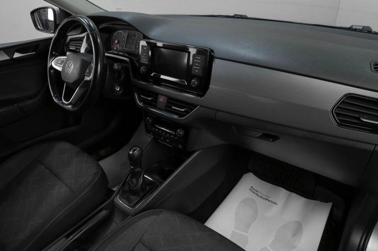 Volkswagen Polo 14 из 19